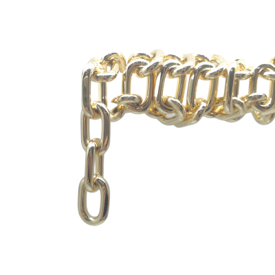Zoom in Alumium Chain-11